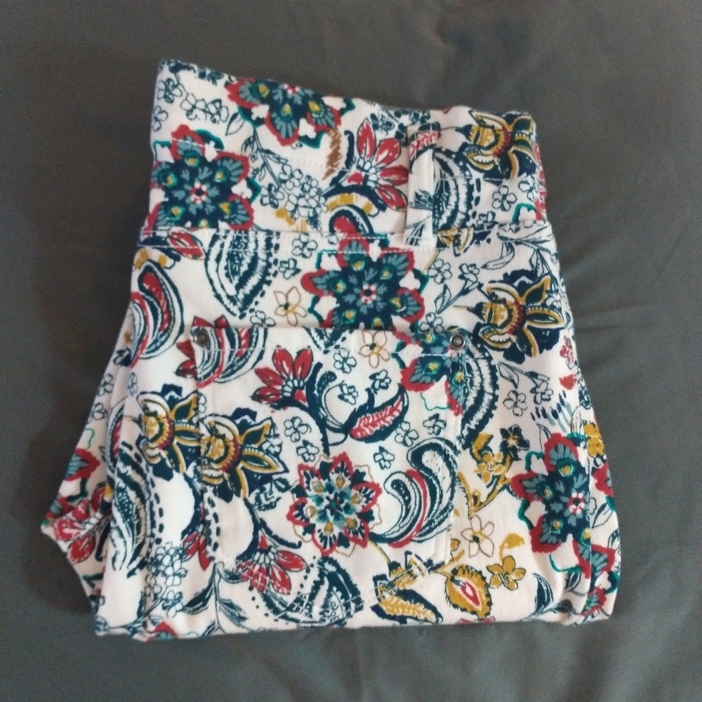 😊Time and tru Jeans size medium